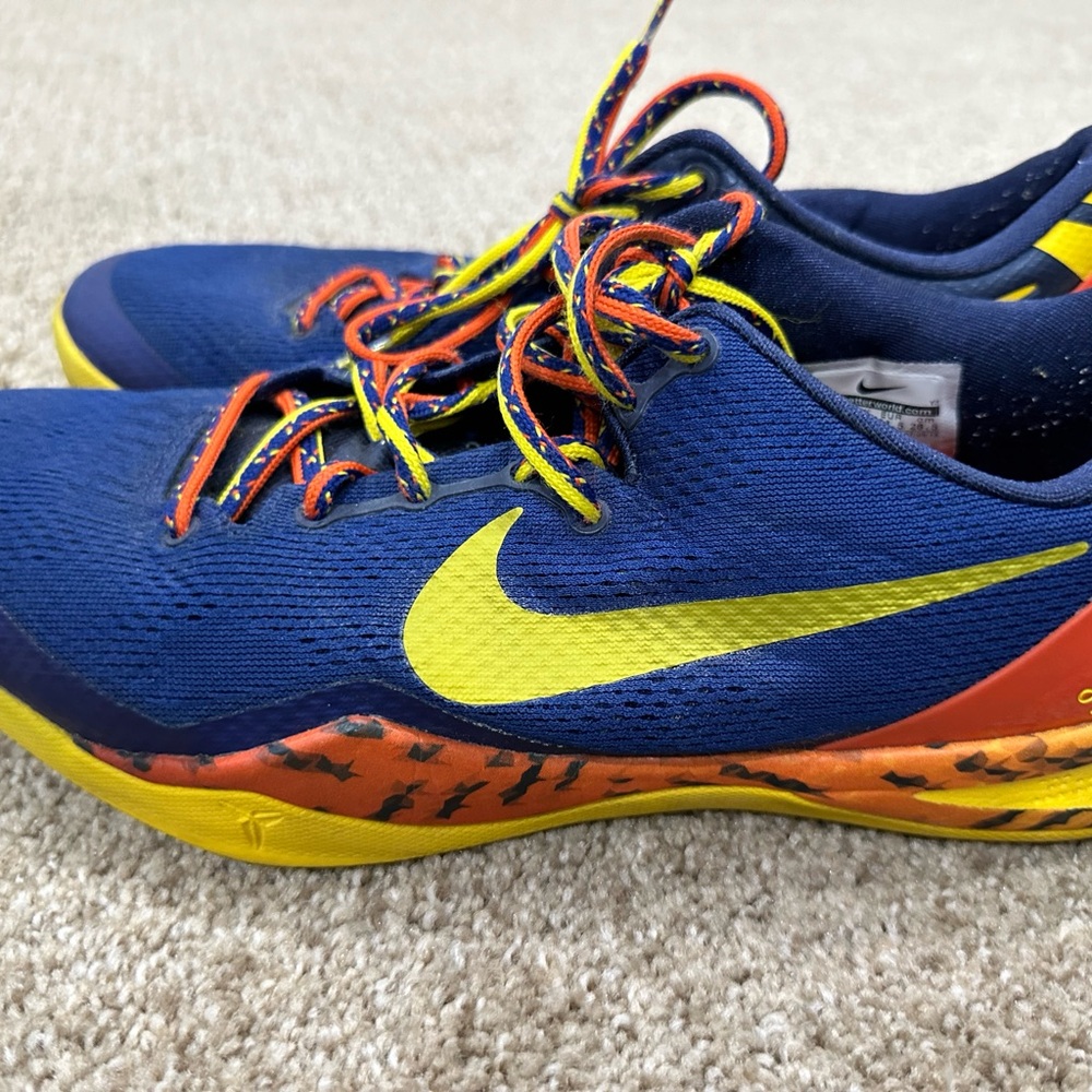 Mens Nike Kobe 8 - Picture 2 of 5